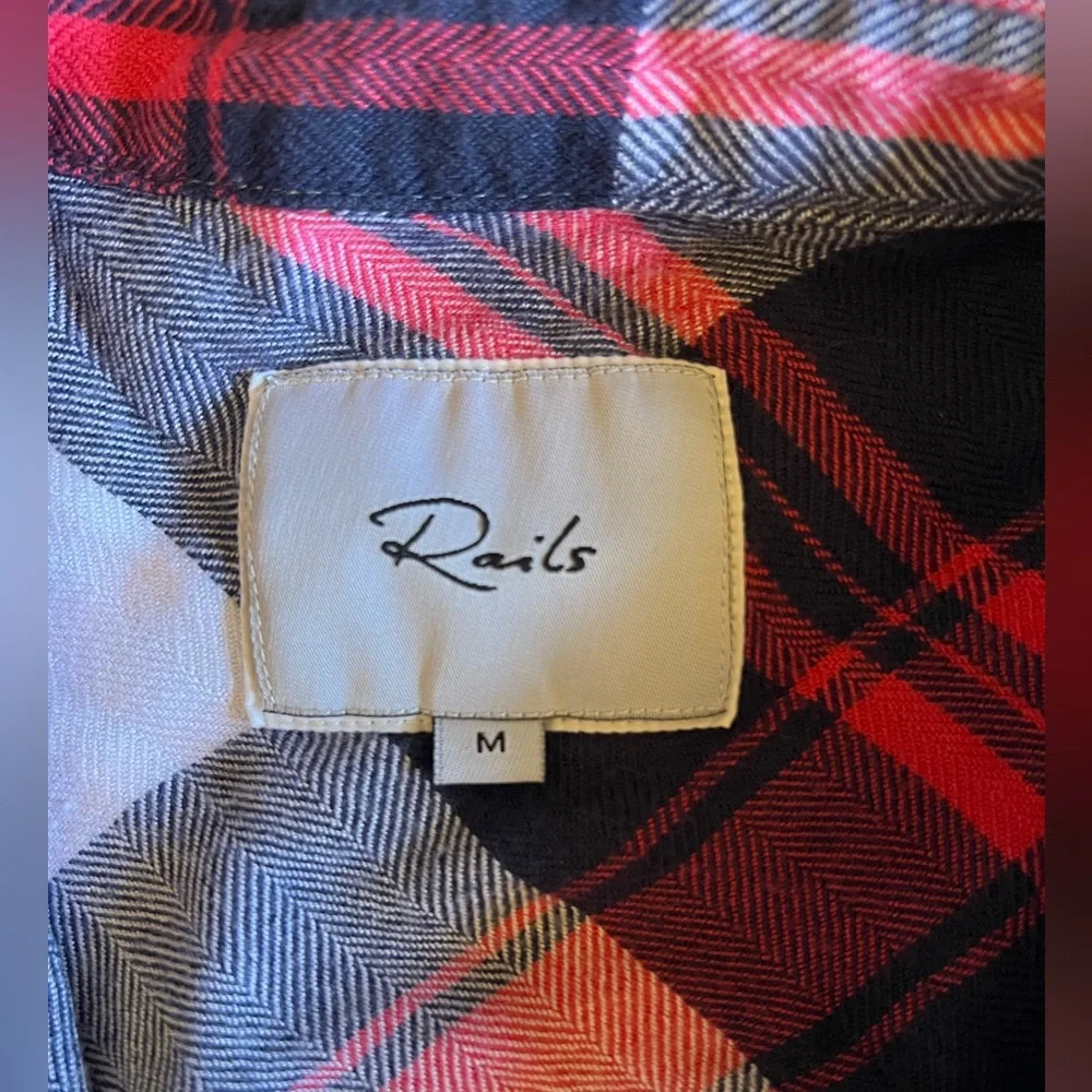 RAILS Women’s Hunter Plaid Button-Up Long Sleeve Shirt Red White Blue Size M - Picture 3 of 10